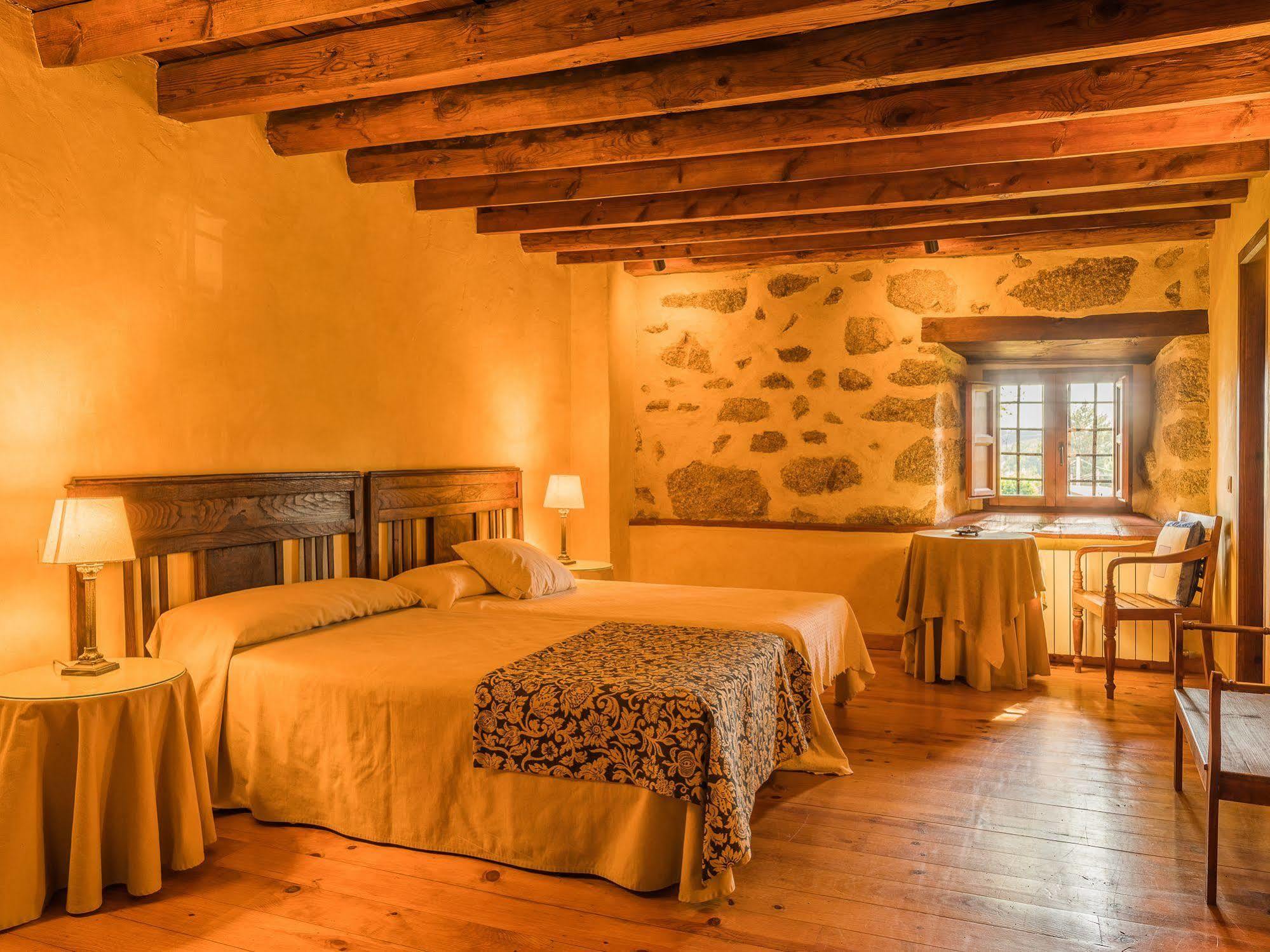 Posada Real La Casa De Arriba Navarredonda de Gredos Exterior foto